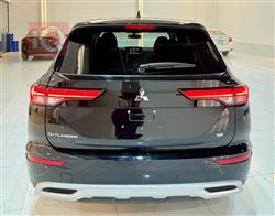 ميتسوبيشي اوتلاندر